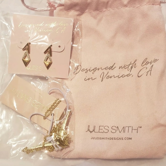 JULES SMITH | 14K Gold Plated Crystals Pave Pendant & Matching Earrings Set - Picture 5 of 14